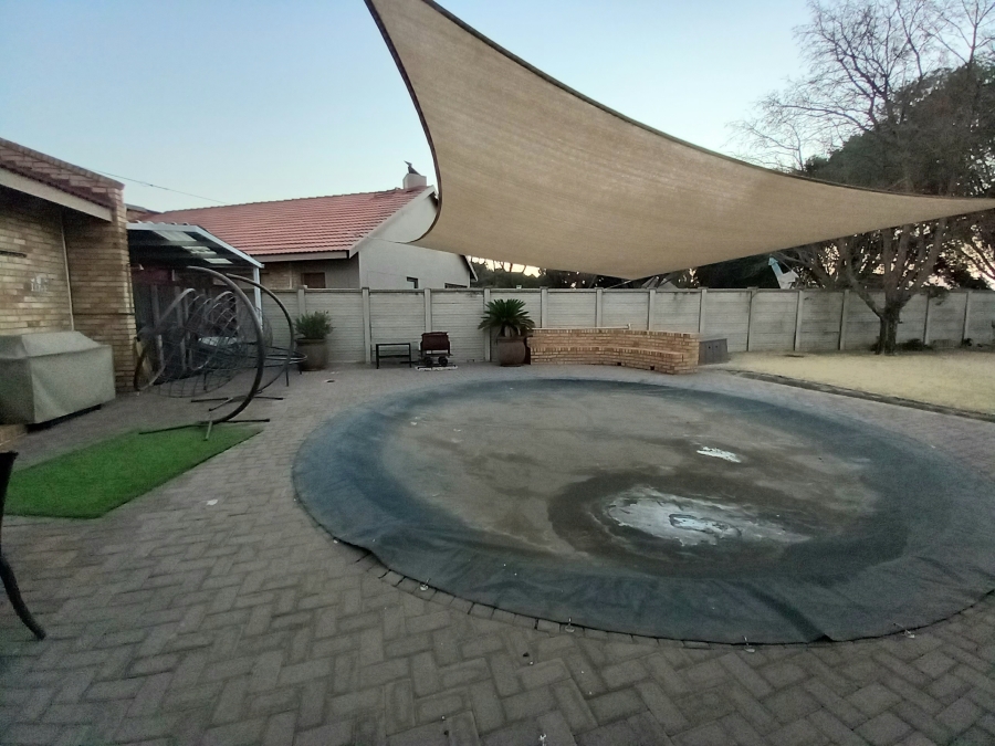 4 Bedroom Property for Sale in Vaalpark Free State